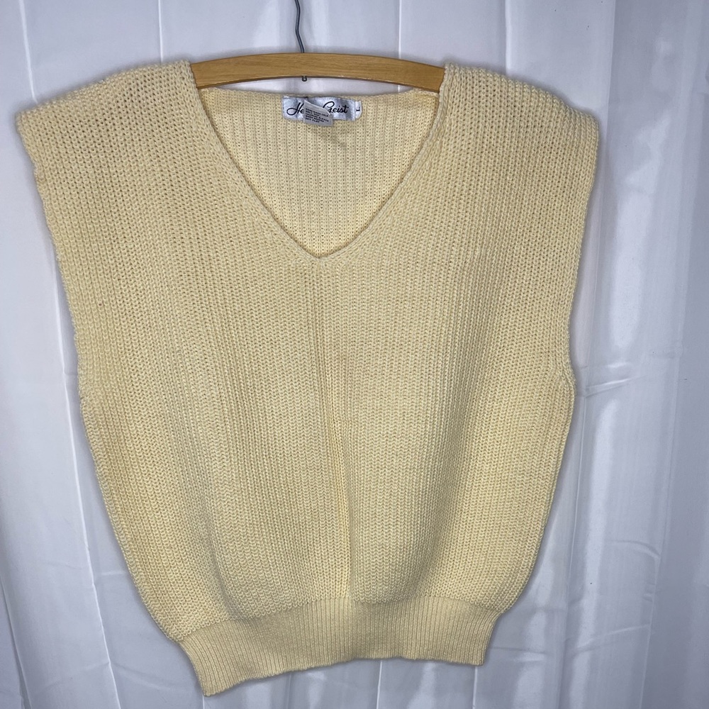 Herman Geist size large V-neck yellow padded shoulder vest